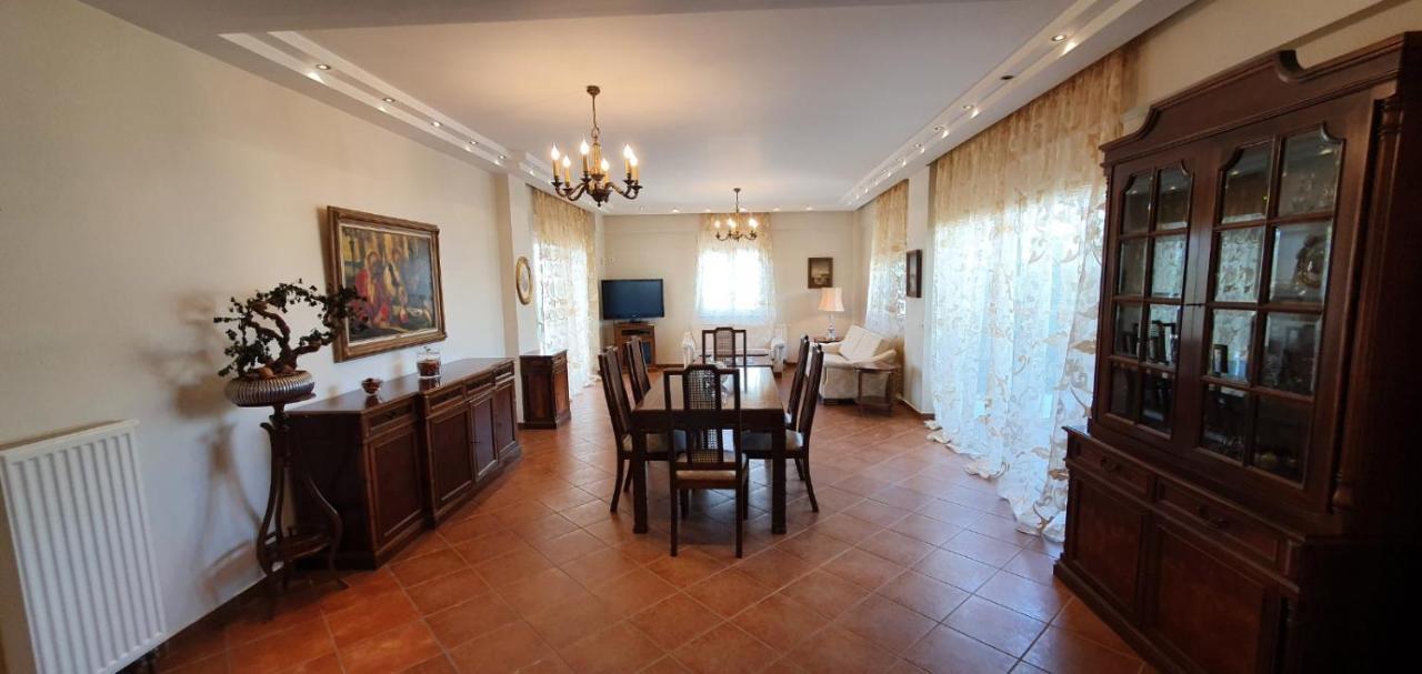 Athenian Luxury Villa In Glyfada Exterior photo